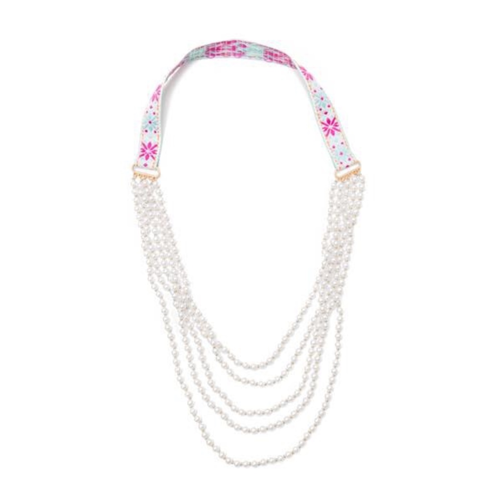 Layered pearl necklace with embroidery